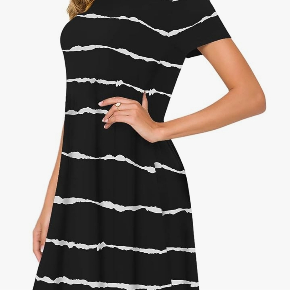 NEW Popyoung Black and White Womens Small Skater Dress